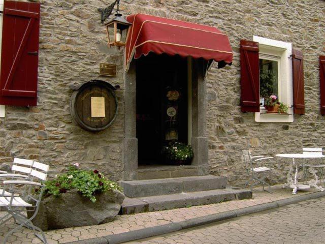Hotel Garni Altes Winzerhaus Moselschaenke Kobern-Gondorf Bagian luar foto