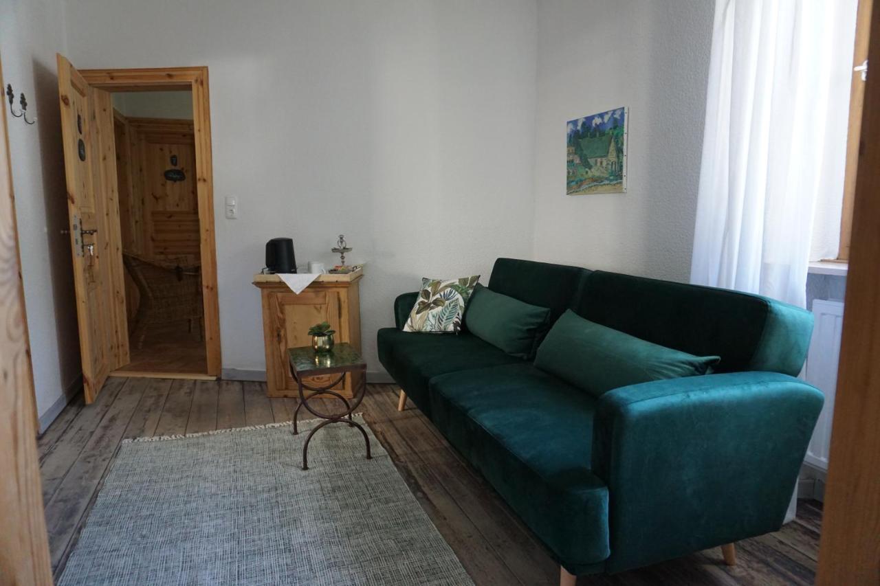 Hotel Garni Altes Winzerhaus Moselschaenke Kobern-Gondorf Bagian luar foto