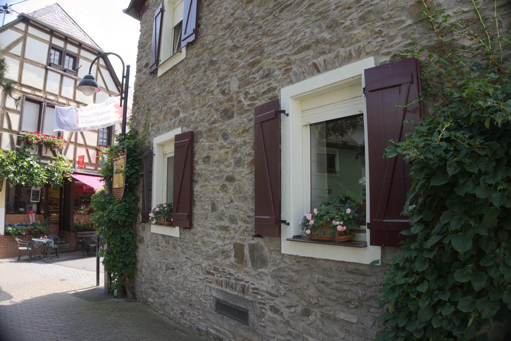 Hotel Garni Altes Winzerhaus Moselschaenke Kobern-Gondorf Bagian luar foto
