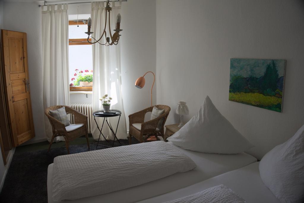 Hotel Garni Altes Winzerhaus Moselschaenke Kobern-Gondorf Bagian luar foto